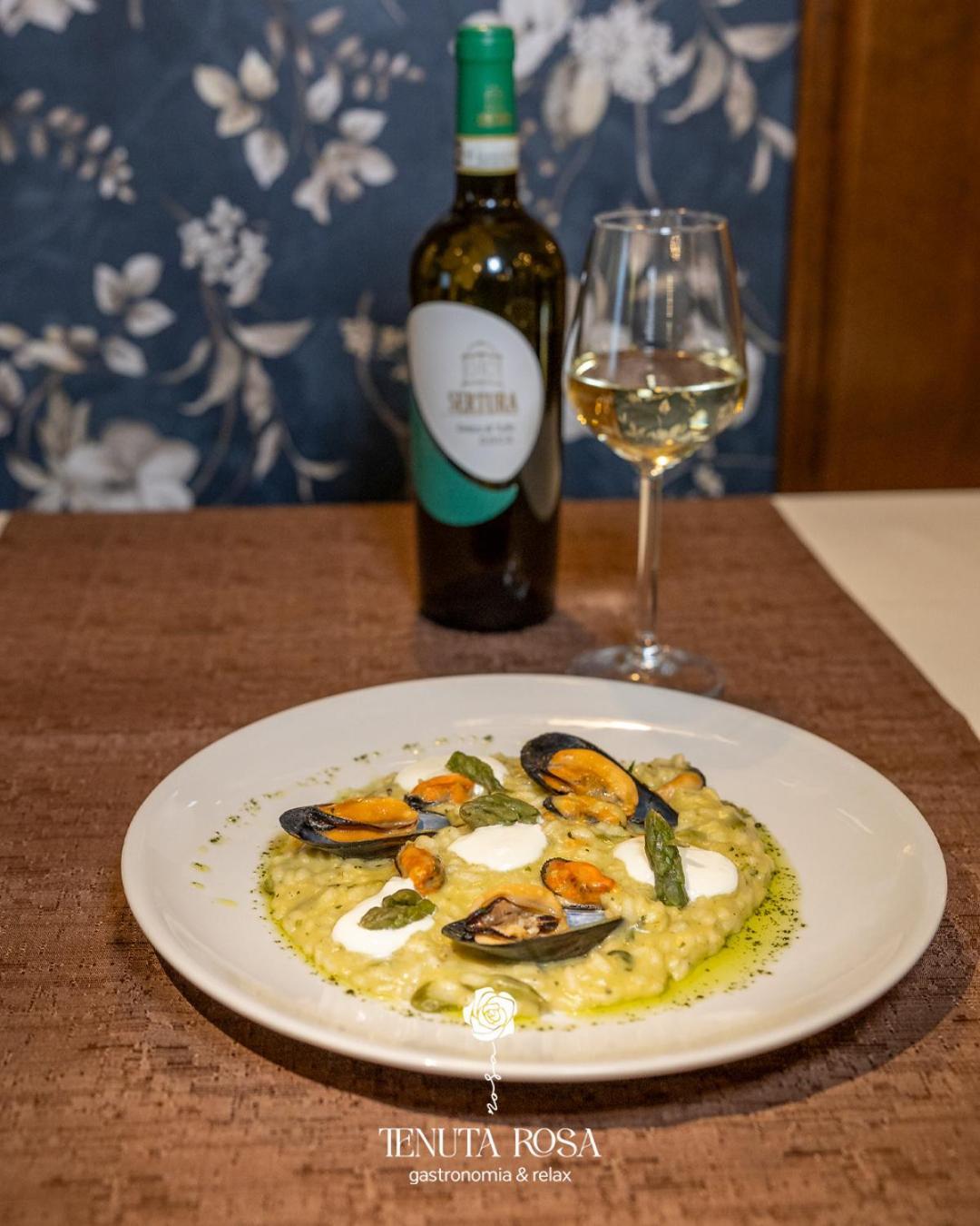 Tenuta Rosa - Gastronomia E Relax Montesano Scalo Esterno foto