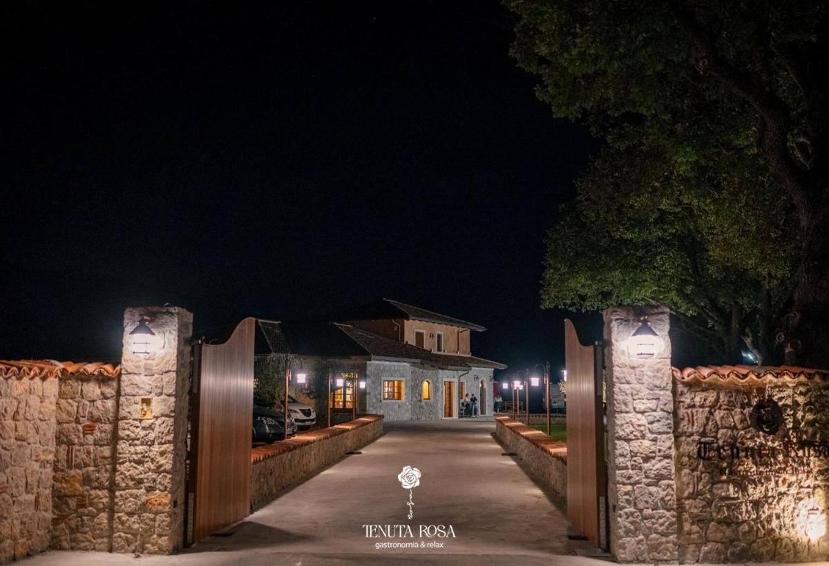 Tenuta Rosa - Gastronomia E Relax Montesano Scalo Esterno foto